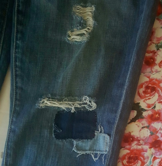 🍬PAIGE🍬 Distressed Patched Skinny Blue Jeans - Picture 7 of 8
